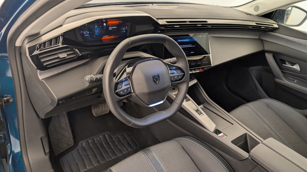 Peugeot 408 Hybrid 145 e-DCS6 Allure