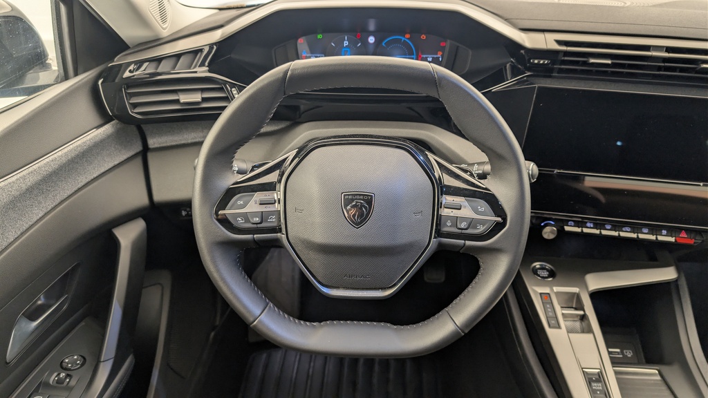 Peugeot 408 Hybrid 145 e-DCS6 Allure