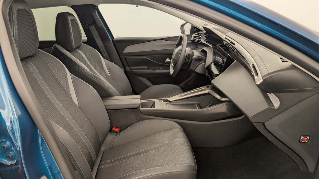 Peugeot 408 Hybrid 145 e-DCS6 Allure