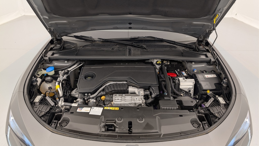 Peugeot 408 Hybrid 145 e-DCS6 Allure