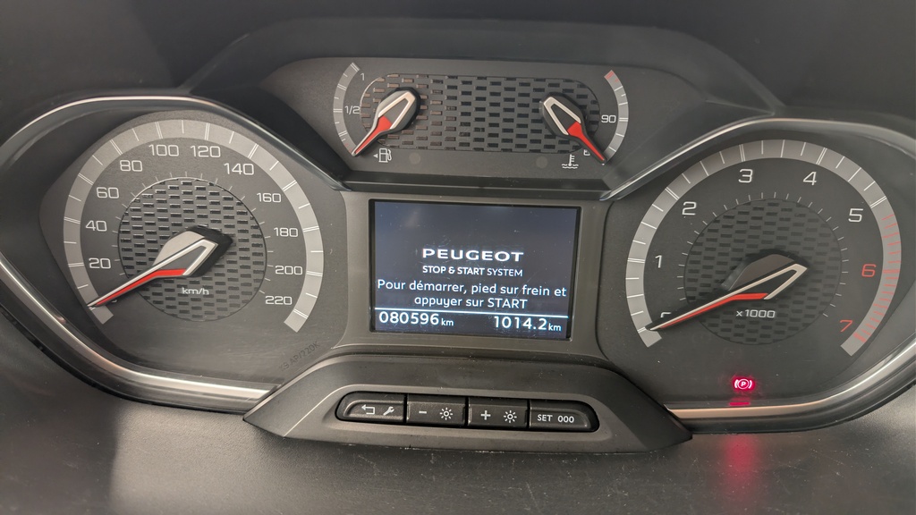 Peugeot Rifter Standard BlueHDi 130 S&S EAT8 GT Line