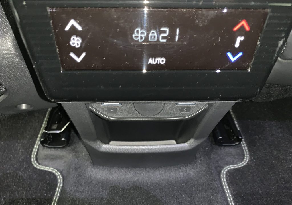 Peugeot 5008 Hybrid 145 e-DCS6 GT