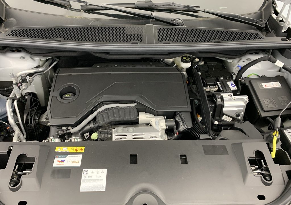 Peugeot 5008 Hybrid 145 e-DCS6 GT
