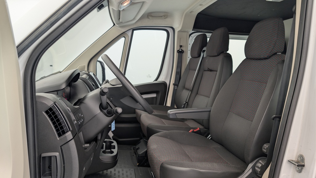 Peugeot BOXER FOURGON CABINE APPRONFONDIE 3.3 T L2H1 BLUEHDI 140 S&S BVM6