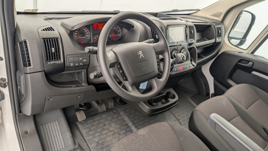 Peugeot BOXER FOURGON CABINE APPRONFONDIE 3.3 T L2H1 BLUEHDI 140 S&S BVM6