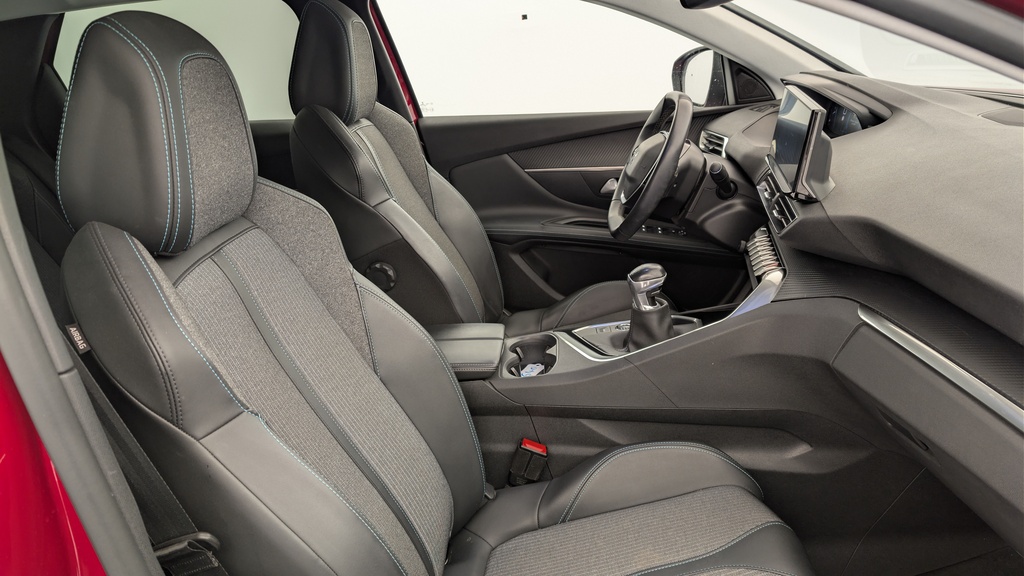 Peugeot 3008 Puretech 130ch S&S BVM6 Allure
