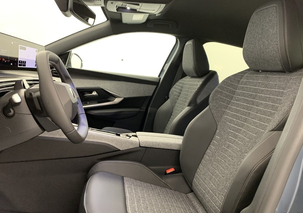 Peugeot 3008 Hybrid 145 e-DCS6 Allure