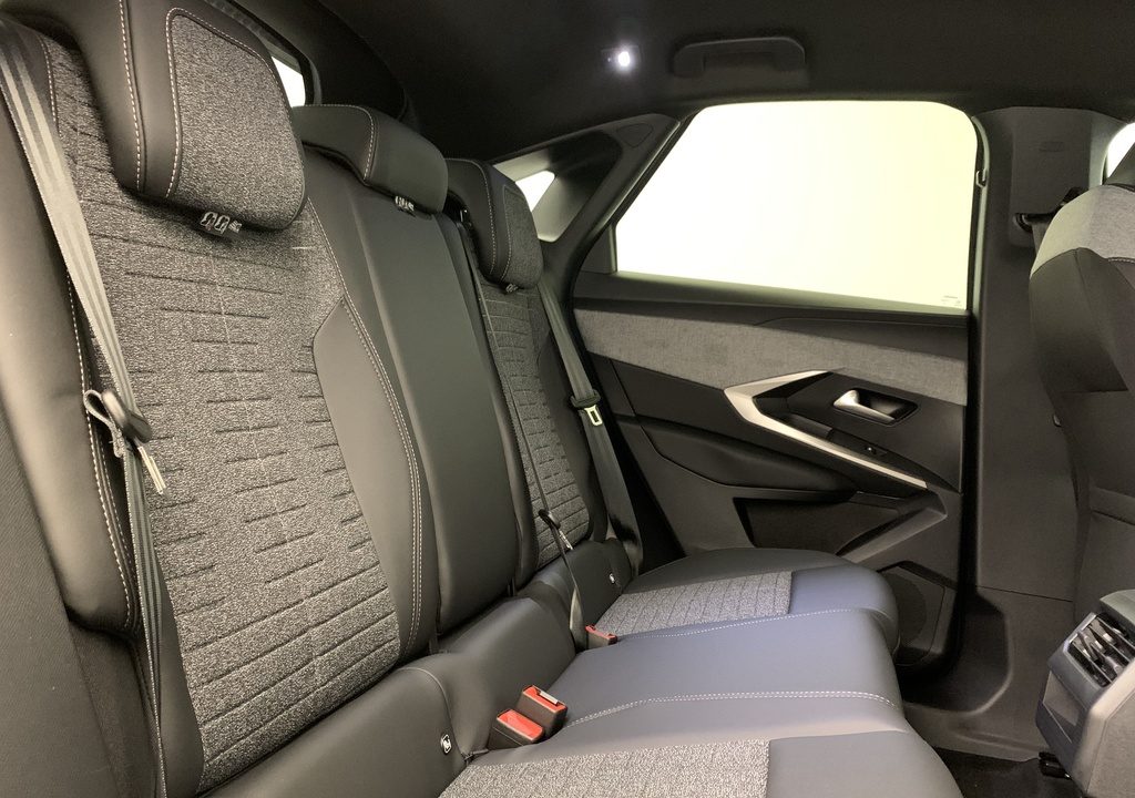 Peugeot 3008 Hybrid 145 e-DCS6 Allure