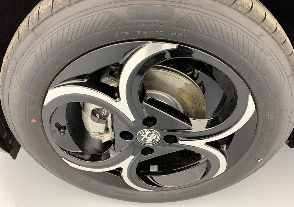 Alfa romeo Junior 1.2 Ibrida 145 ch e-DCT6 Ti