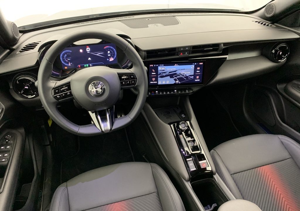 Alfa romeo Junior 1.2 Ibrida 145 ch e-DCT6 Ti