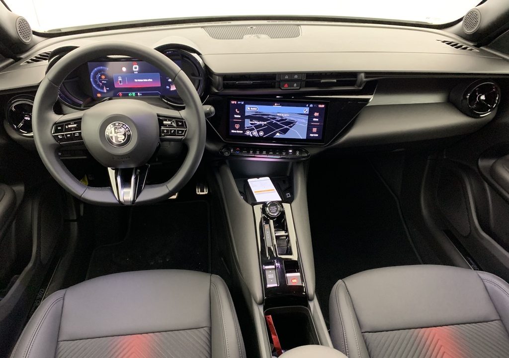 Alfa romeo Junior 1.2 Ibrida 145 ch e-DCT6 Ti
