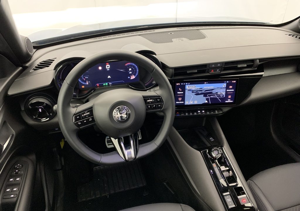 Alfa romeo Junior 1.2 Ibrida 145 ch e-DCT6 Ti