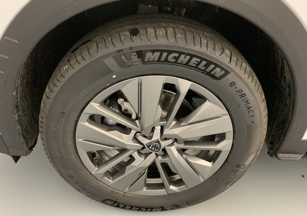 Peugeot 5008 HYBRID 145 CH E-DCS6 ALLURE