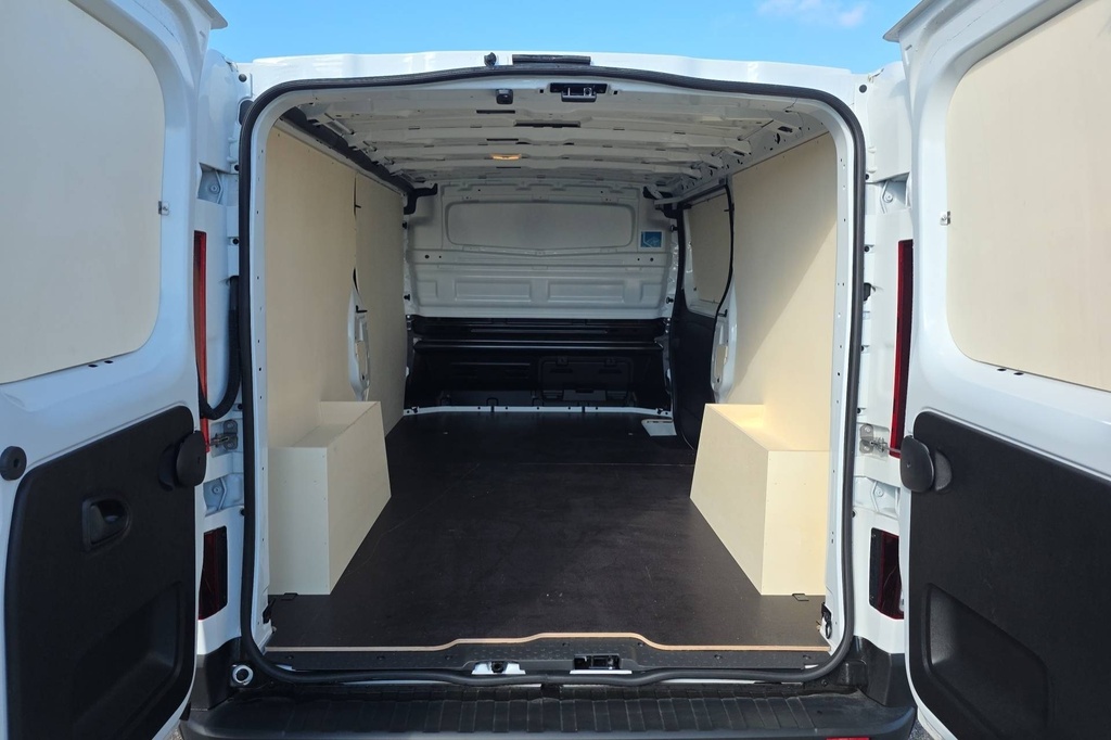 Nissan PRIMASTAR FOURGON L2H1 3T1 2.0 DCI 150 S/S BVM N-CONNECTA