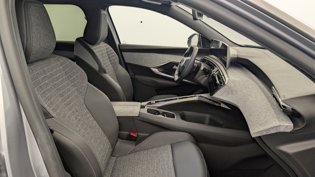 Peugeot 5008 Hybrid 136 e-DCS6 Allure