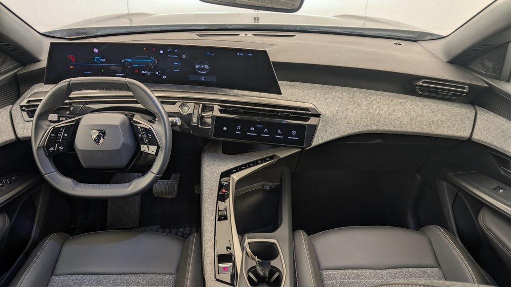 Peugeot 5008 Hybrid 136 e-DCS6 Allure