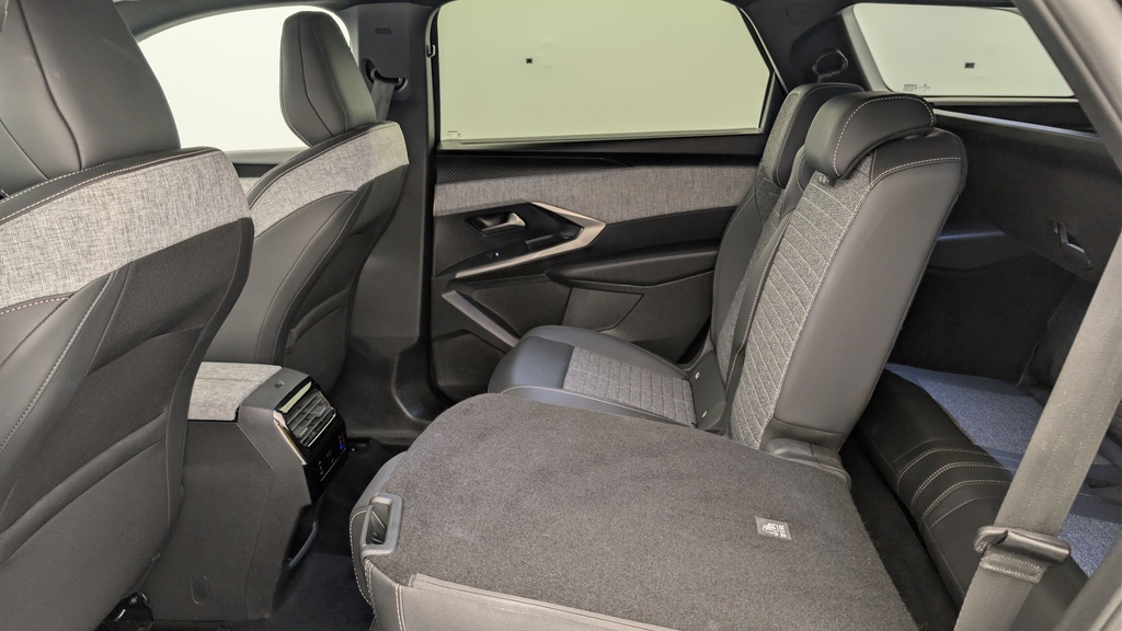 Peugeot 5008 HYBRID 145 CH E-DCS6 ALLURE