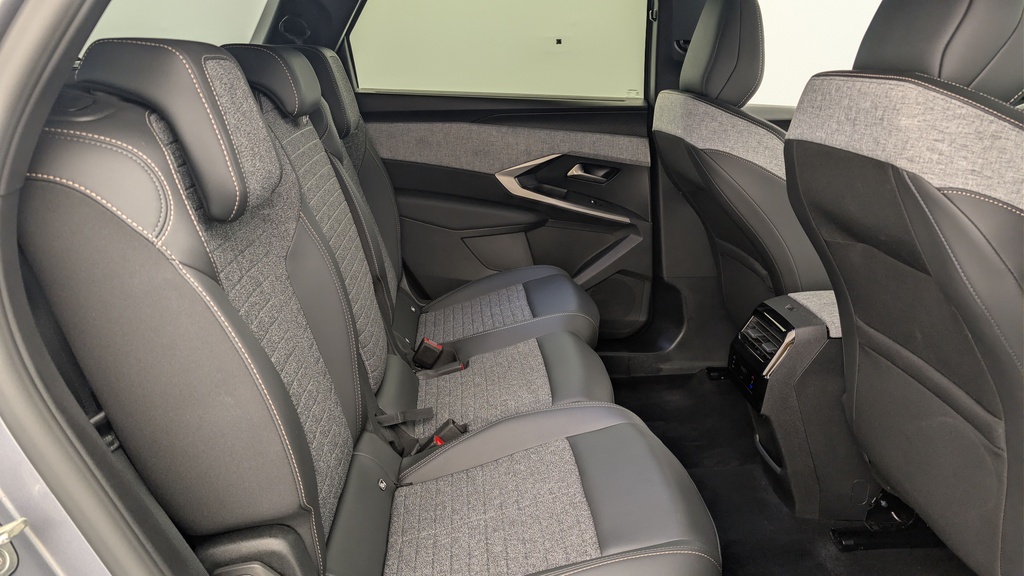 Peugeot 5008 HYBRID 145 CH E-DCS6 ALLURE