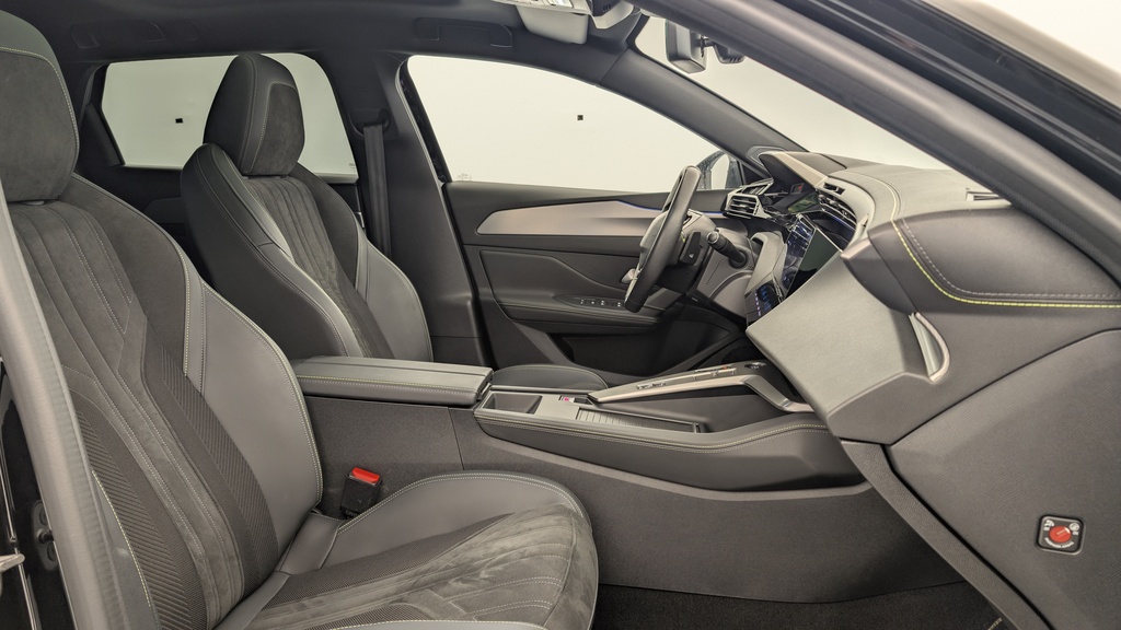 Peugeot 308 SW PHEV 225 e-EAT8 GT
