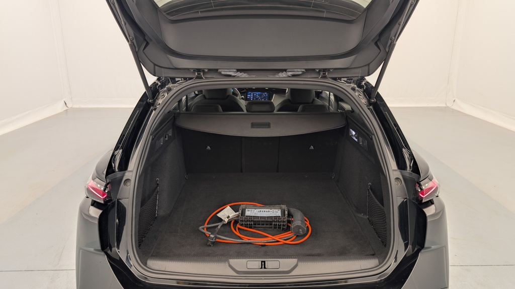 Peugeot 308 SW PHEV 225 e-EAT8 GT