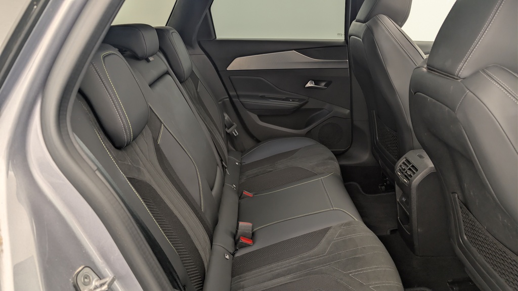 Peugeot 308 SW PHEV 225 e-EAT8 GT