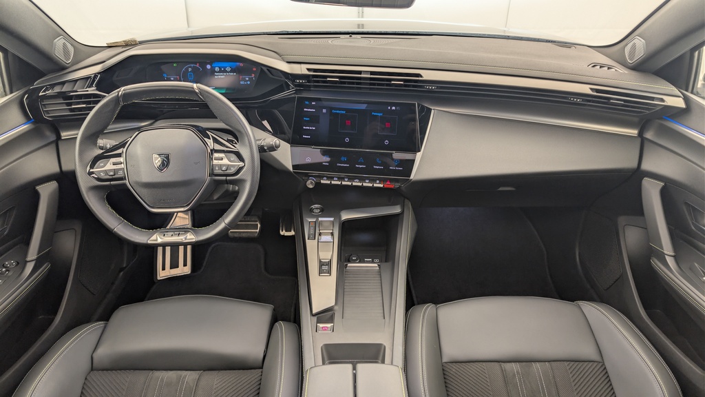 Peugeot 308 SW PHEV 225 e-EAT8 GT