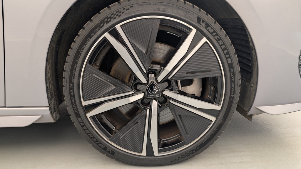 Peugeot 308 SW PHEV 225 e-EAT8 GT