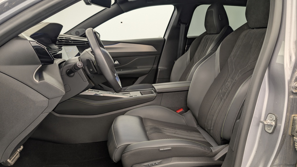 Peugeot 308 SW PHEV 225 e-EAT8 GT