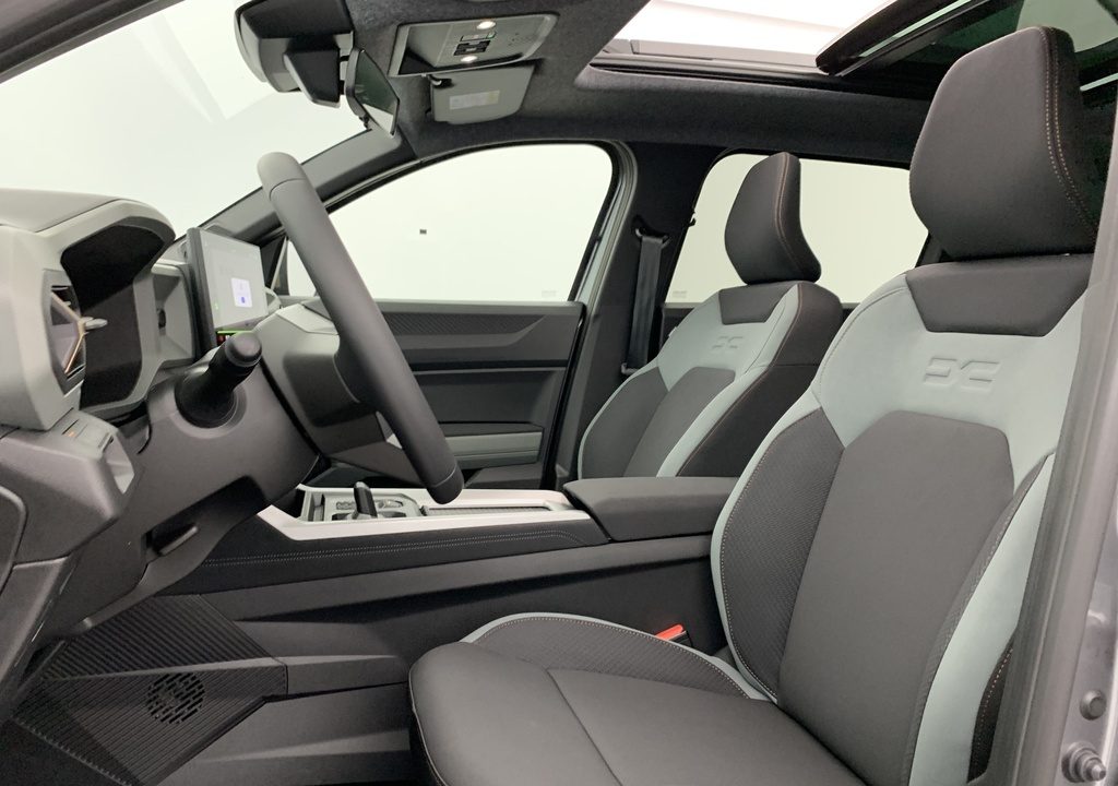 Dacia BIGSTER HYBRID 155 Extreme