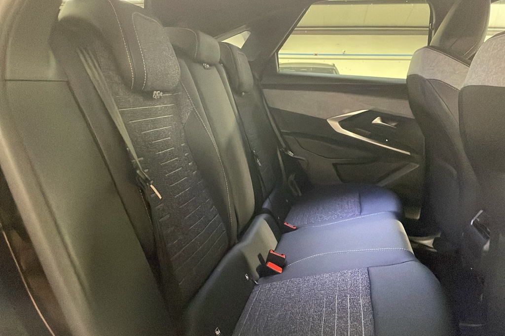 Peugeot 3008 Hybrid 145 e-DCS6 Allure