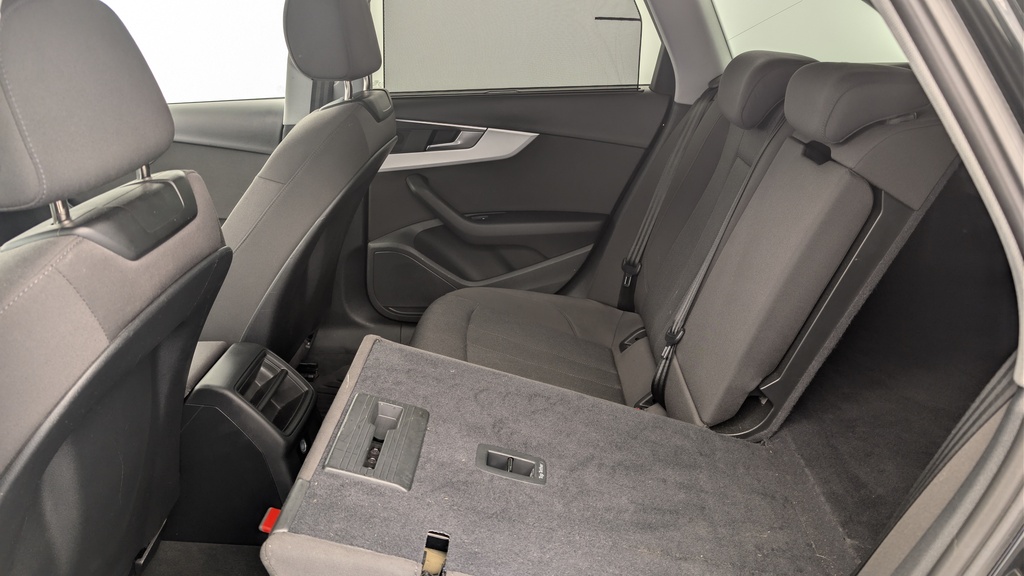 Audi A4 AVANT 35 TFSI 150 S tronic 7 Design