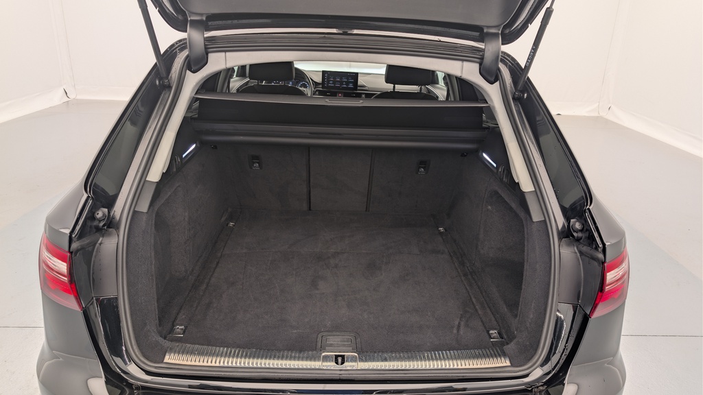 Audi A4 AVANT 35 TFSI 150 S tronic 7 Design