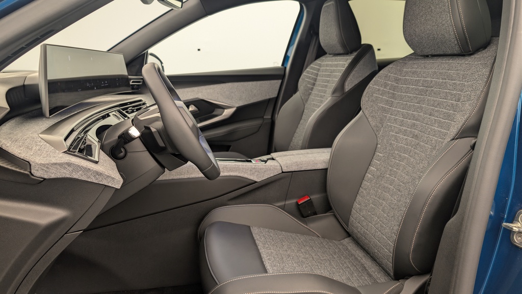 Peugeot 3008 Hybrid 145 e-DCS6 Allure