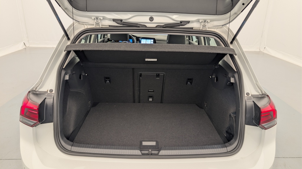 Volkswagen GOLF 8 2.0 TDI SCR 115 BVM6 LIFE