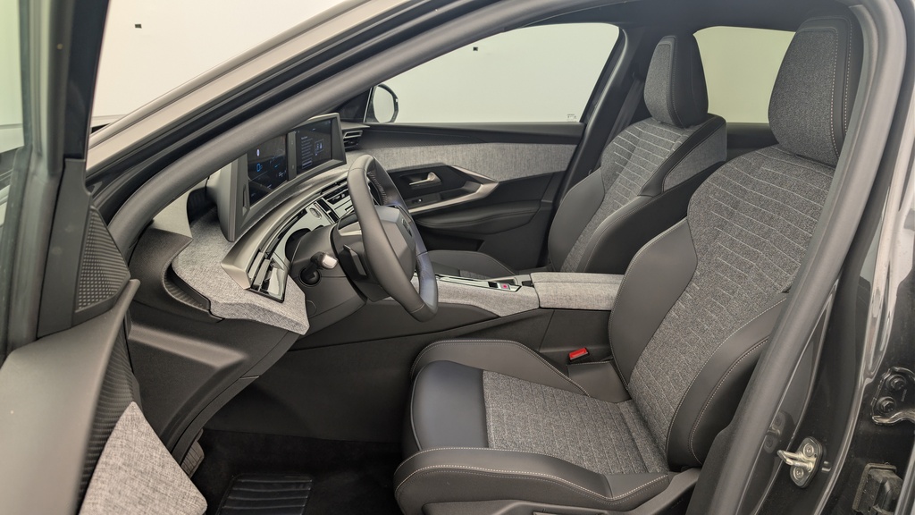 Peugeot 3008 Hybrid 145 e-DCS6 Allure