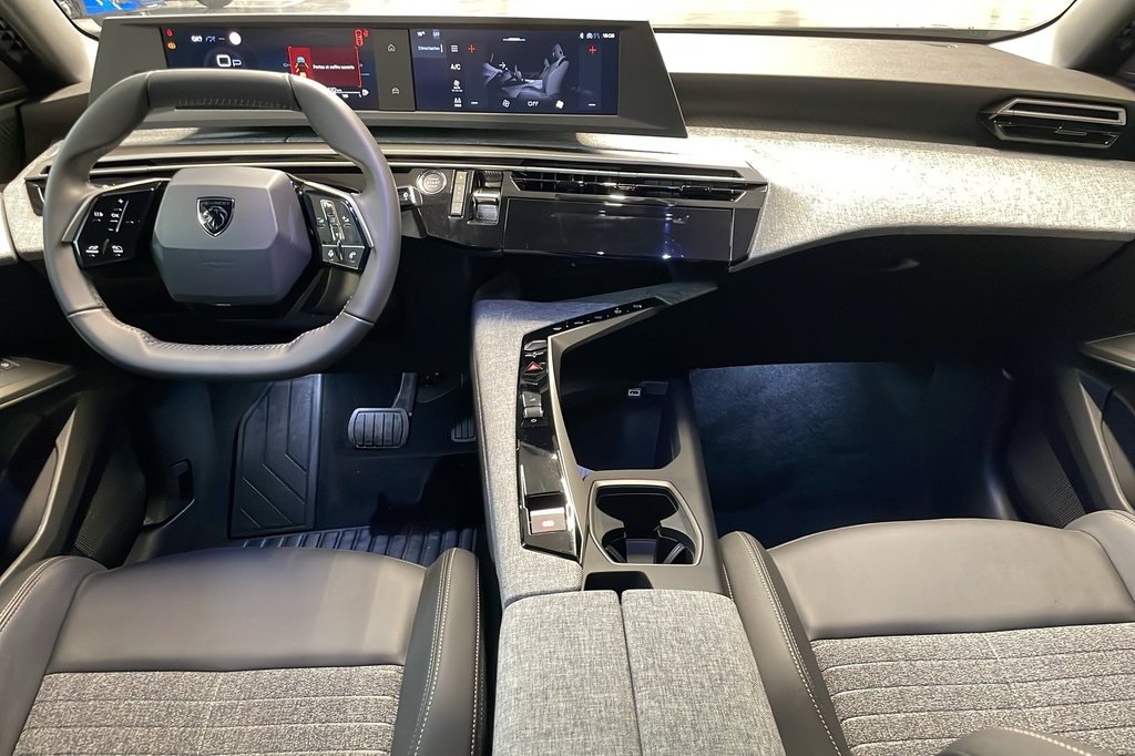 Peugeot 3008 Hybrid 145 e-DCS6 Allure