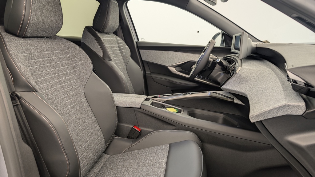 Peugeot 3008 Hybrid 145 e-DCS6 Allure
