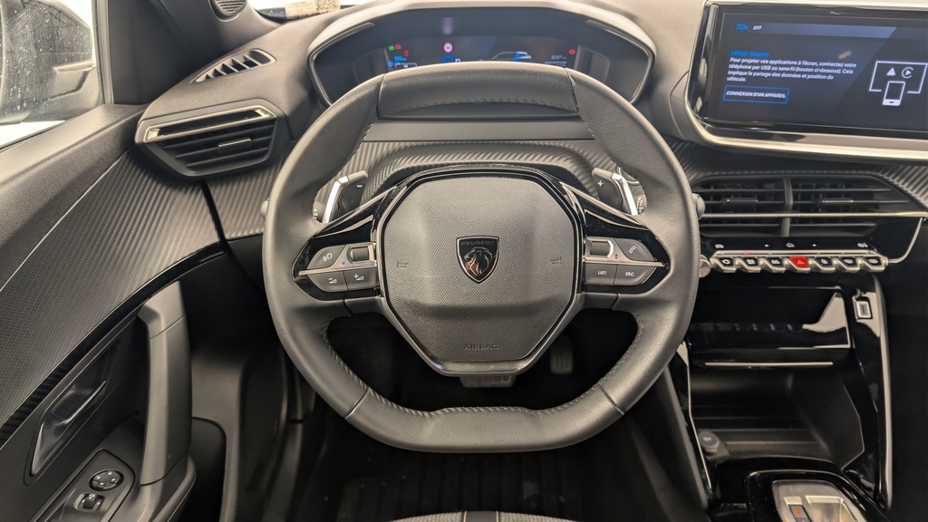 Peugeot 2008 Hybrid 145 e-DCS6 Allure