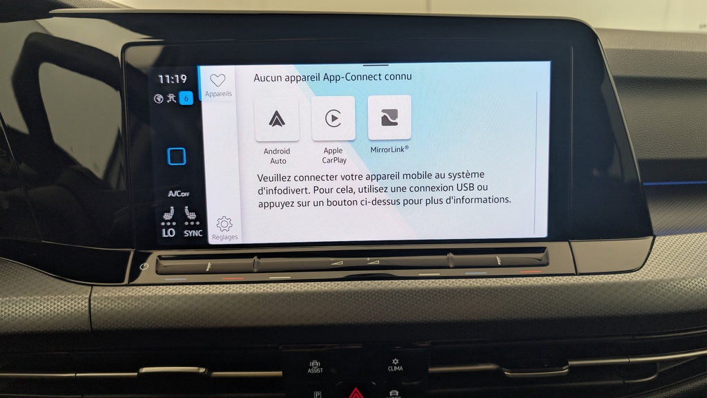 Volkswagen GOLF 8 1.5 TSI ACT OPF 130 BVM6 ACTIVE