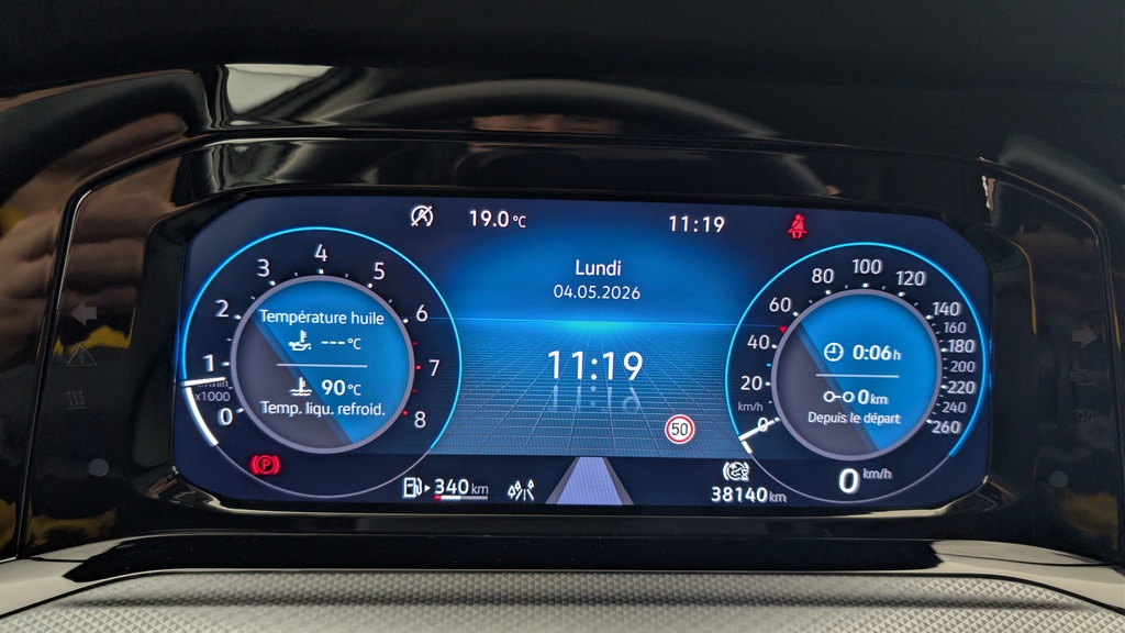 Volkswagen GOLF 8 1.5 TSI ACT OPF 130 BVM6 ACTIVE