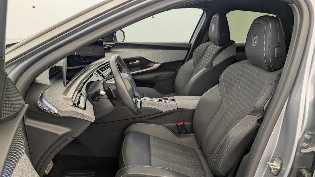 Peugeot 3008 Hybrid 145 e-DCS6 GT