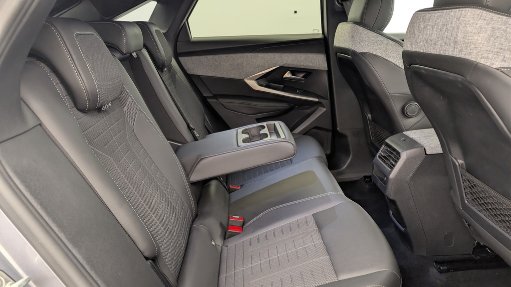 Peugeot 3008 Hybrid 145 e-DCS6 GT