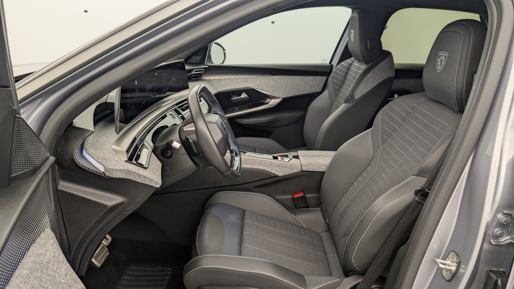 Peugeot 3008 Hybrid 145 e-DCS6 GT
