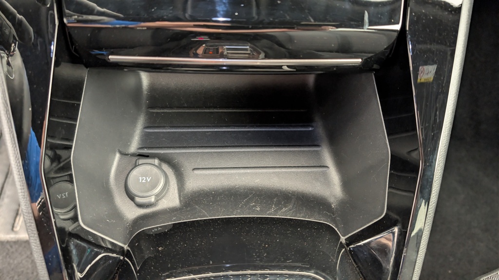 Peugeot 2008 PureTech 130 S&S EAT8 Allure