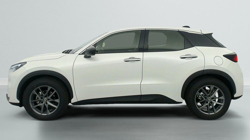 Lexus LBX 2WD Business