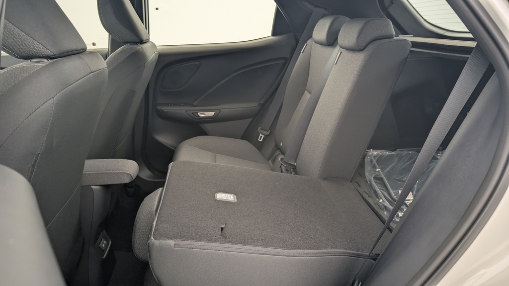 Lexus LBX 2WD Business
