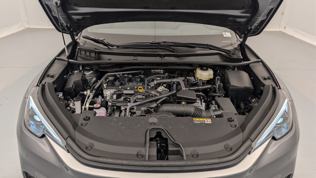 Lexus LBX 2WD Business