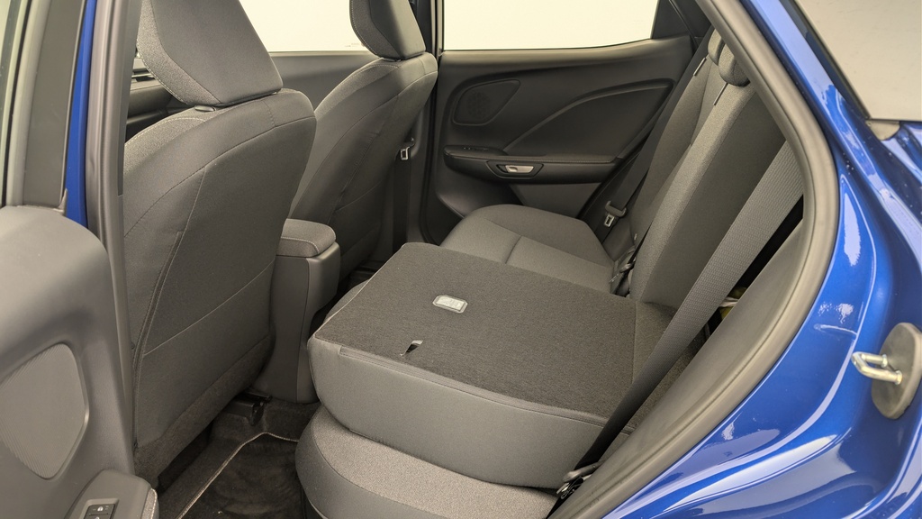 Lexus LBX 2WD Business