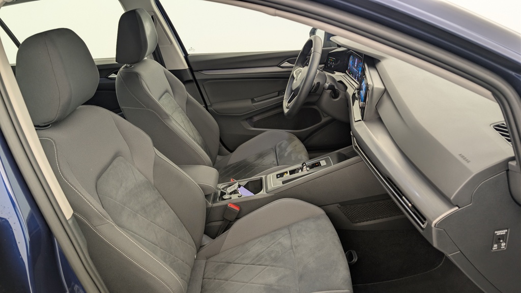 Volkswagen GOLF 8 1.5 ETSI OPF 150 DSG7 STYLE