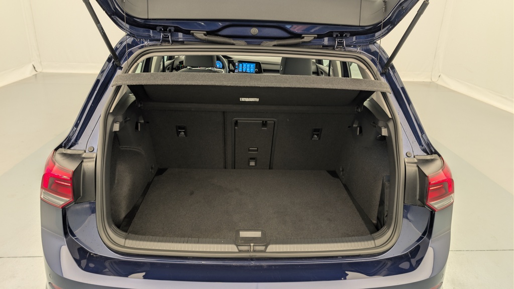 Volkswagen GOLF 8 1.5 ETSI OPF 150 DSG7 STYLE